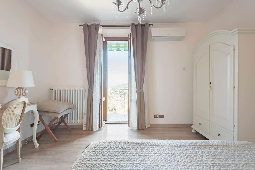 Is Magic Apartment *